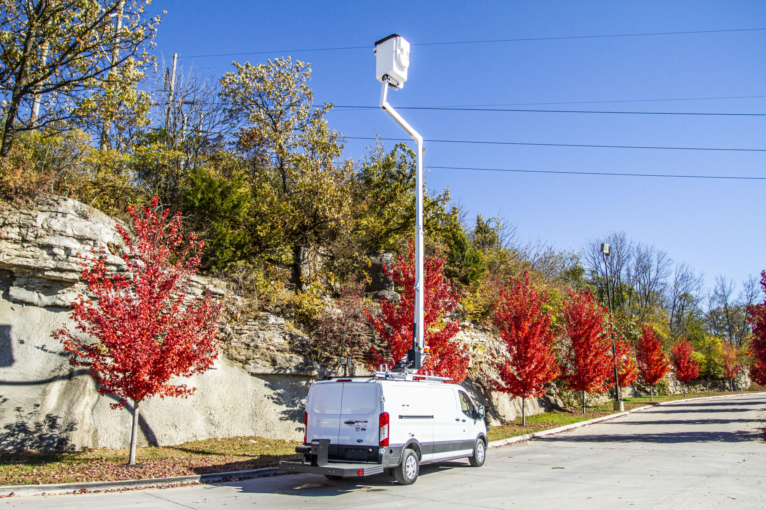 Load King LK-31-NE telecom van