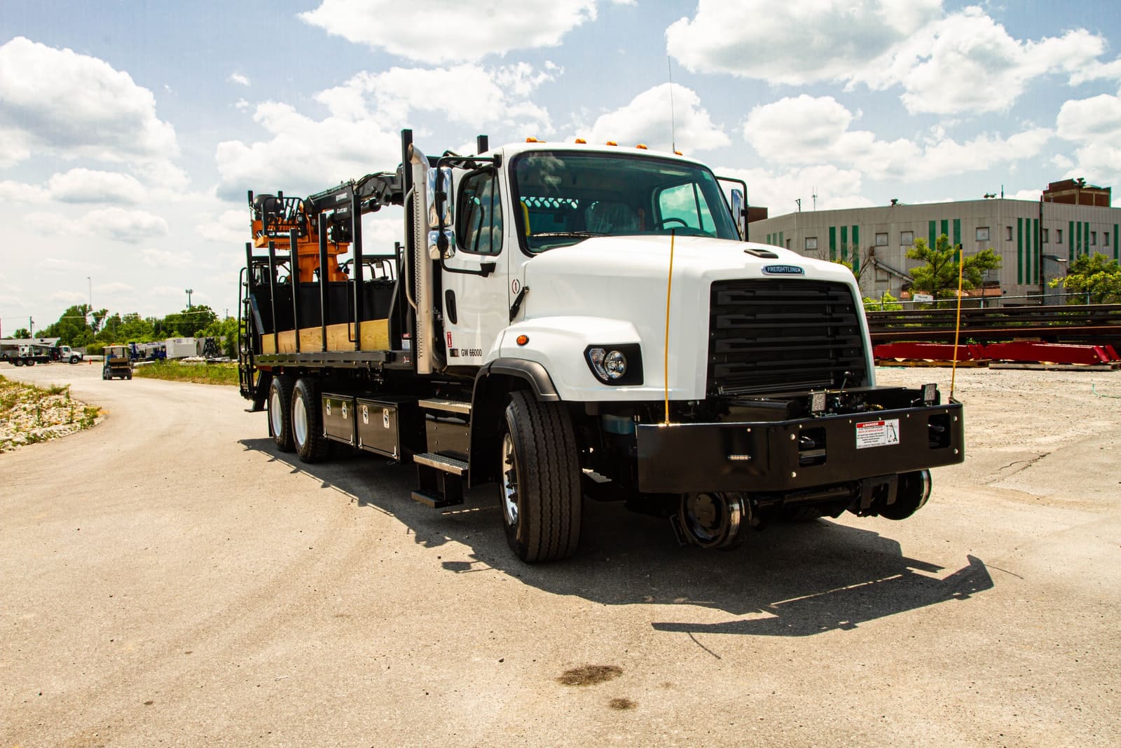 High Rail Loader Hi-Rail Material Handlers - Spec 755 - Load King